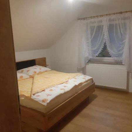 Ferienwohnung Anika Kleinlobming Ngoại thất bức ảnh